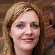 Online-Nachhilfe in Geschichte mit einer Expertin: Verbessere deine Geschichtskenntnisse und tauche tiefer in die wichtigsten Ereignisse der Menschheit ein.